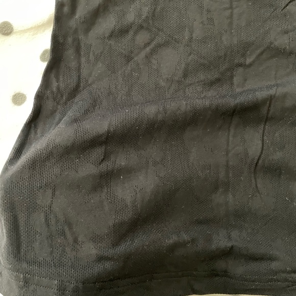 Lululemon tank top - Picture 2 of 2